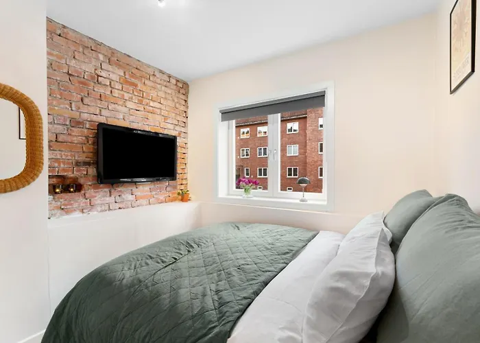 Demims -- Cozy, & Stylish Apartment *